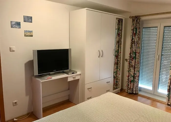 Manja 3* 피로바츠